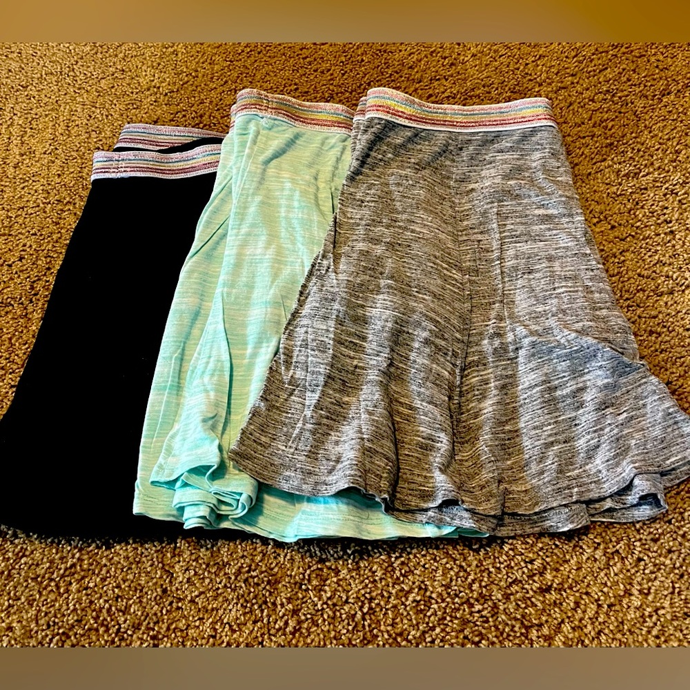 SO brand size 18 1/2 girls skorts